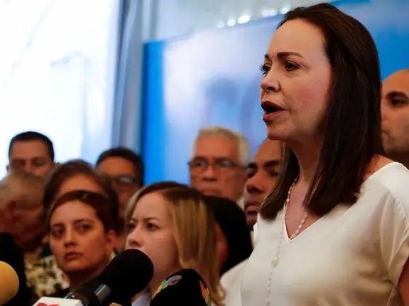 افزایش فشارها بر مادورو با تایید پیروزی مخالفان در ونزوئلا از سوی آمریکا