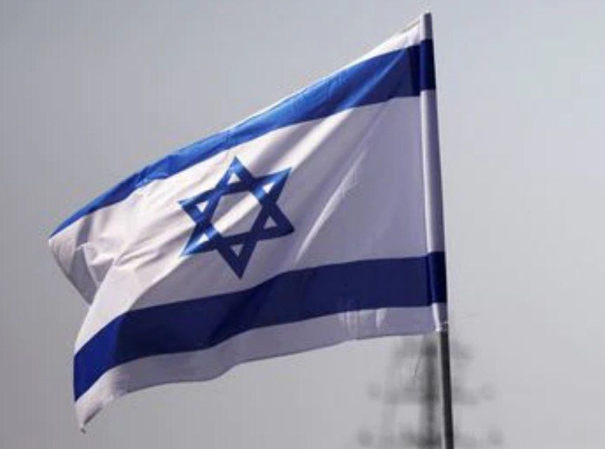 خشية "انتقام" إيراني لمقتل قيادي بفيلق القدس.. إسرائيل تكثف الإجراءات الأمنية حول سفاراتها