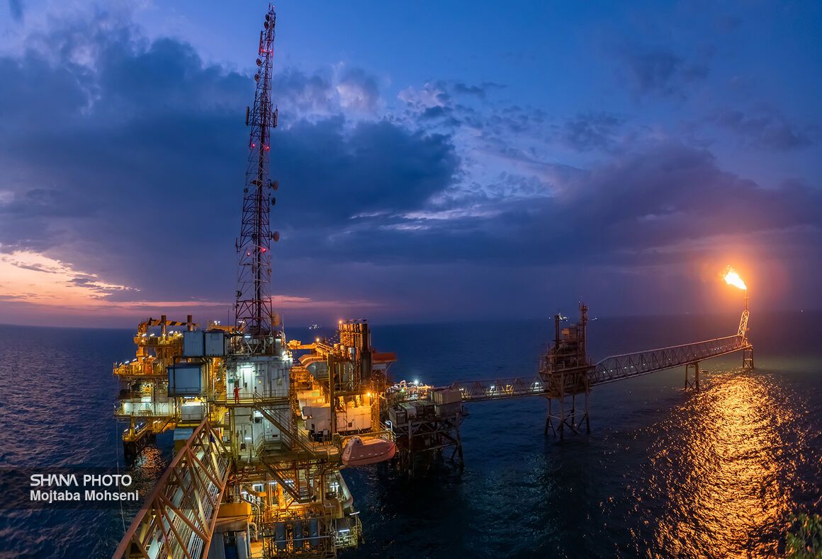 Abouzar oilfield in southern province of Bushehr  (February 2022)