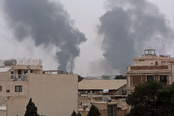 شهروندان زیر سایه تاریکی و قطع ارتباط با جهان: ۴۷ سال است که برای زندگی میجنگیم