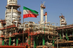 مقامهای آمریکایی در دیدار با بانکهای هنگکنگ درباره معاملات نفتی ایران هشدار دادند