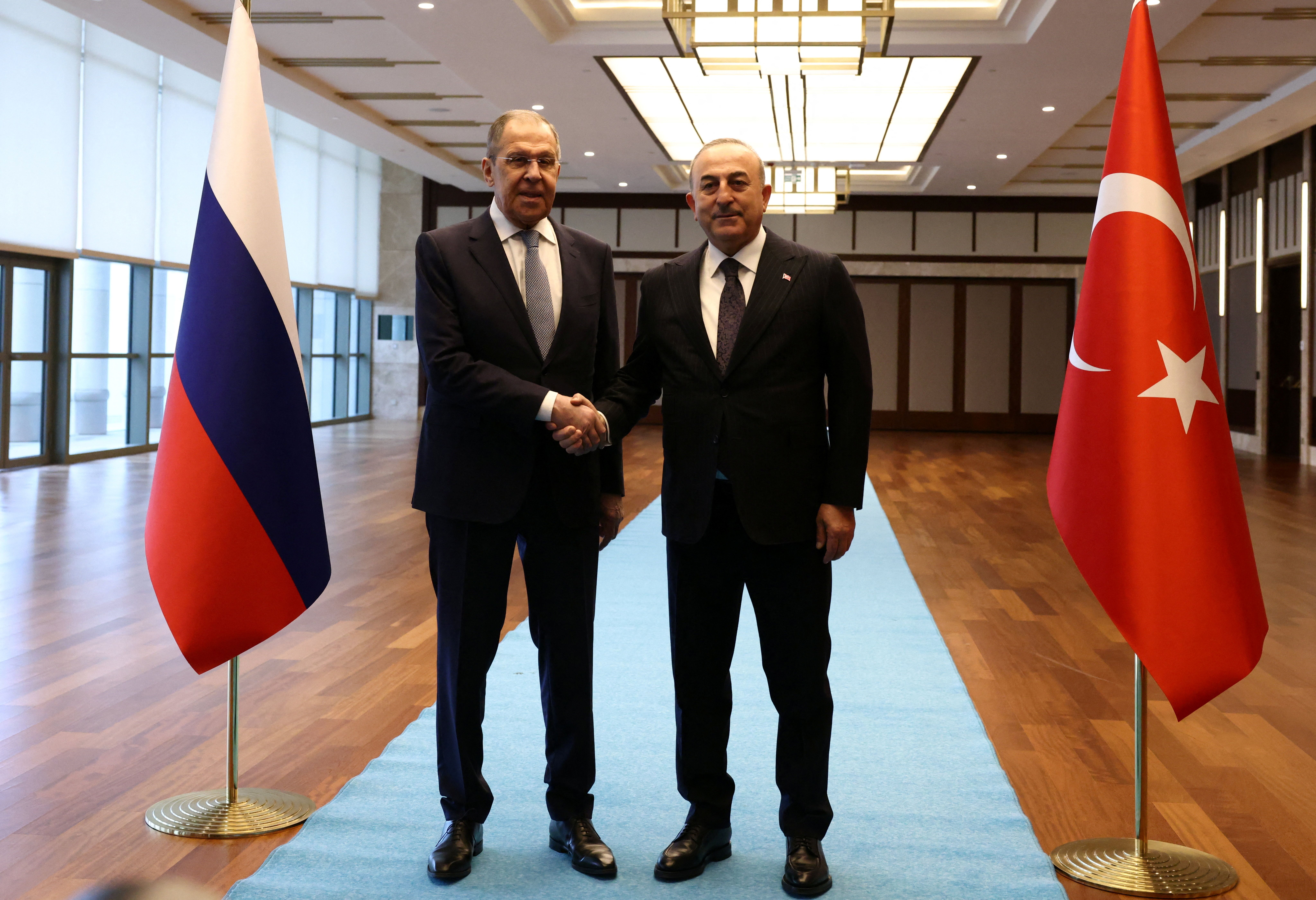 گفت‌وگو درباره سرنوشت توافقنامه صادرات غلات اوکراین در سفر لاوروف به آنکارا