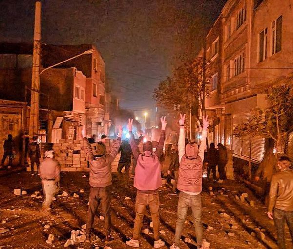 محافظات الاحتجاجات الشعبية تسجل أدنى مشاركة في الانتخابات الرئاسية الإيرانية