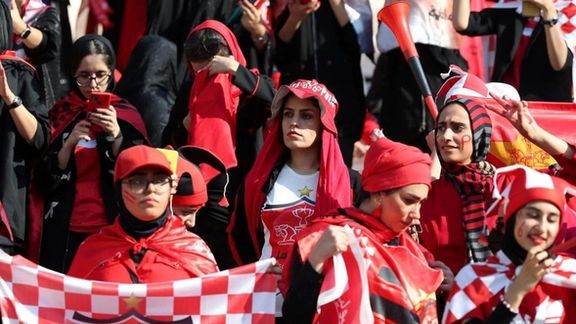 برگزاری مسابقه پرسپولیس و استقلال خوستان فقط با حضور تماشاگران زن