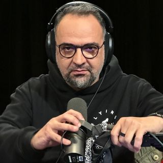 کامبیز حسینی