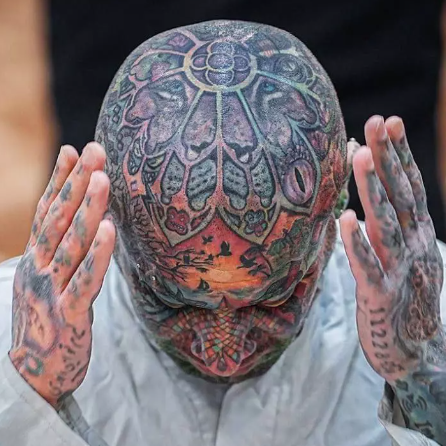 وکیل امیر تتلو: تتلو در زندان قرآن و نهجالبلاغه میخواند