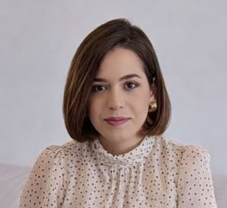 فرناز داوری