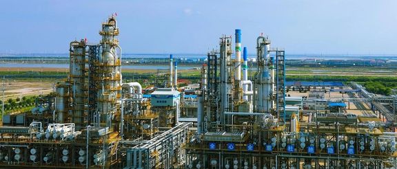 Trump says China can resume oil purchases from Iran