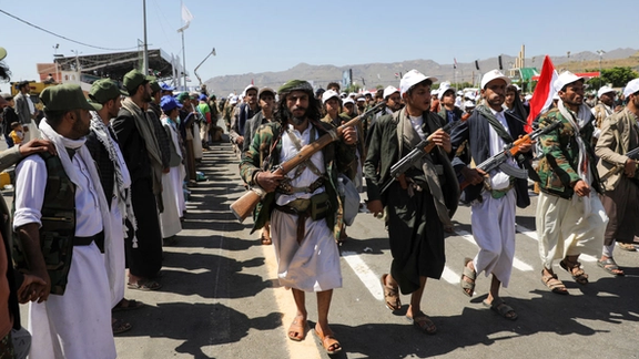 دولت یمن: توقف حملات آمریکا نتیجه توافق تهران و واشینگتن است، نه مذاکره با حوثیها