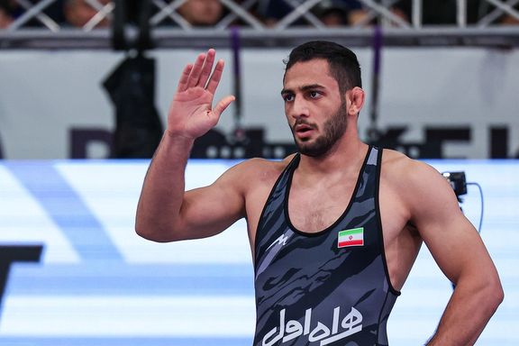 مسابقات کشتی انتخابی المپیک؛ آذرپیرا و امامی در وزنهای ۹۷ و ۷۴ کیلوگرم سهمیه گرفتند