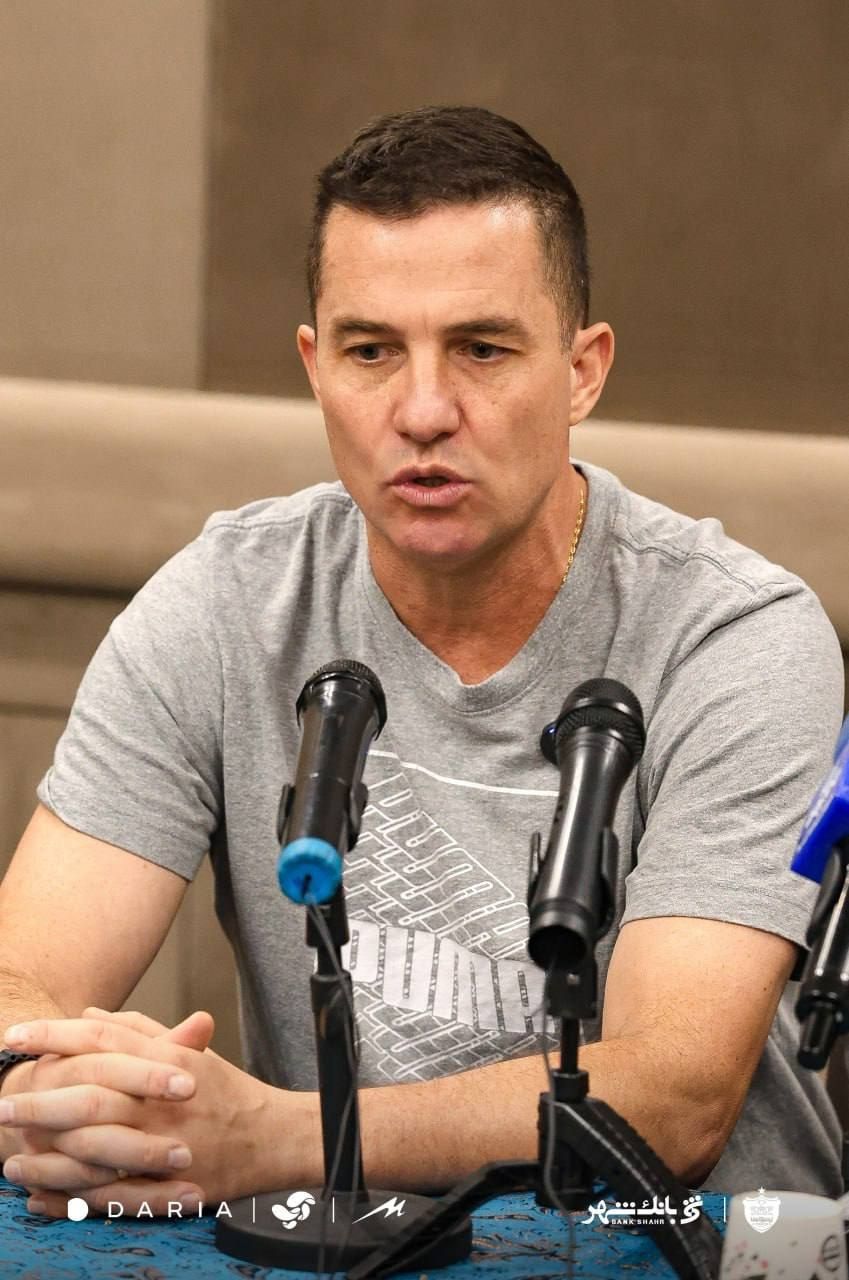 اوسمار ویرا: دورنمای این فصل؟ پرسپولیس همیشه باید برای قهرمانی بجنگد