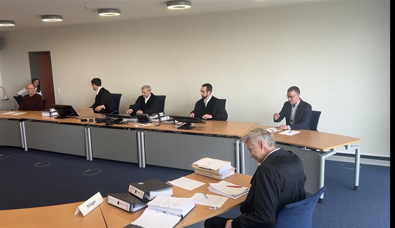 دادگاهی در هامبوگ رسیدگی به شکایت جمهوری اسلامی از دستگاه امنیت داخلی آلمان را آغاز کرد