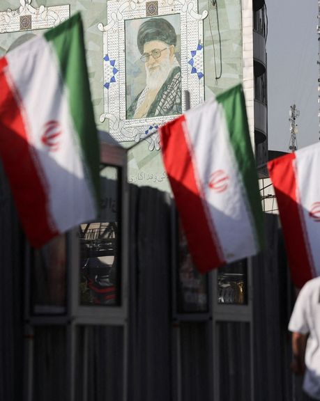 منبع امنیتی اسرائیل: اسرائیل حملاتی به بعضی شخصیتهای حکومت ایران کرده