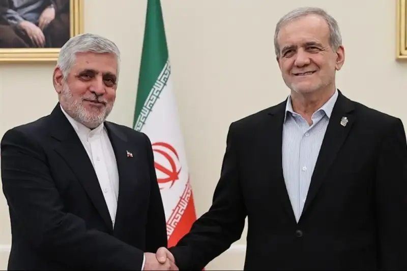 با وجود اخراج، سفیر جمهوری اسلامی با اتکا به رییس پارلمان لبنان، این کشور را ترک نمی‌کند