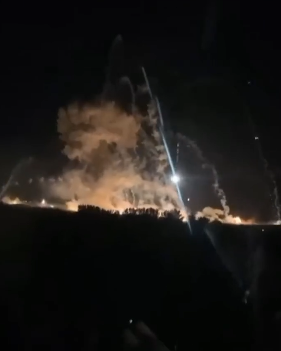 یک پایگاه گروه حشد شعبی در نزدیکی بغداد مورد حمله قرار گرفت