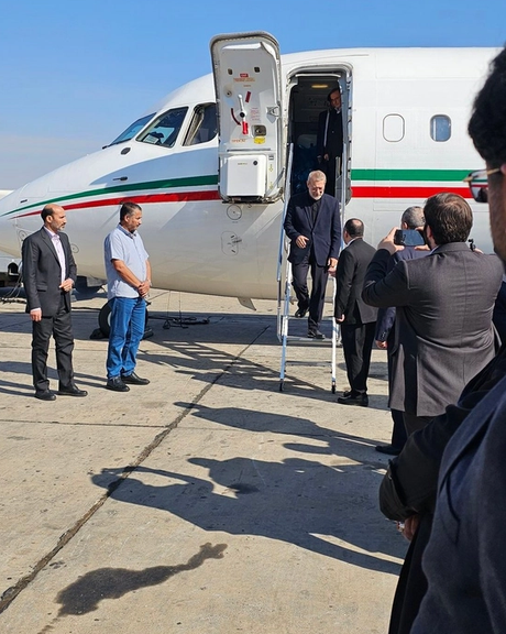 سياسيون لبنانيون يصفون زيارة لاريجاني إلى بيروت بـ "الوقاحة"