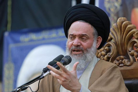 امام جمعه قم: مفاسدی که در جامعه وجود دارد را خود مردم انجام میدهند