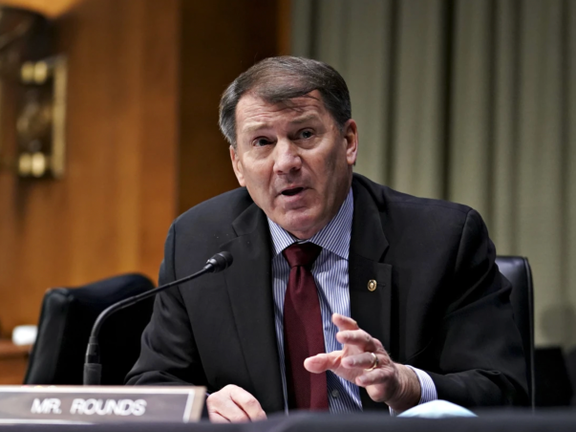 راوندز، سناتور جمهوریخواه: اگر ایرانیها خواستار تغییر رژیم باشند، آمریکا استقبال میکند