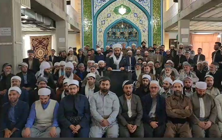 علماء السنة غربي إيران يطالبون بإجراء استفتاء ومحاكمة المتورطين في القمع