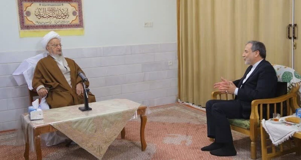 Foreign minister seeks blessing of senior clerics for Western outreach