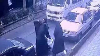 حجاب اجباری به مثابه مقابله با توسعه پایدار و حفظ وضع موجود