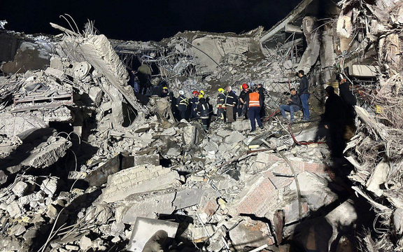 Iran’s Missile Strikes Show Muscle While Avoiding Real War