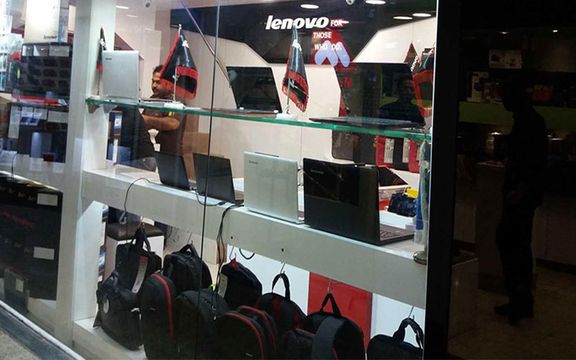 اتحادیه فناوران رایانه: مردم قدرت خرید لپتاپ ندارند، فروشگاههای لپتاپ در حال تعطیلیاند
