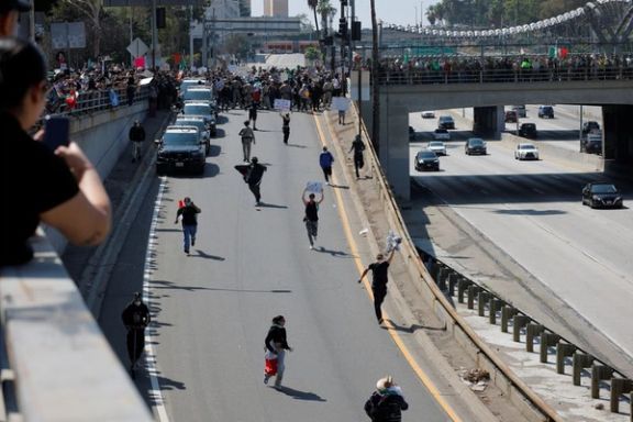 پلیس لسآنجلس بزرگراه ۱۰۱ را دوباره مسدود کرد