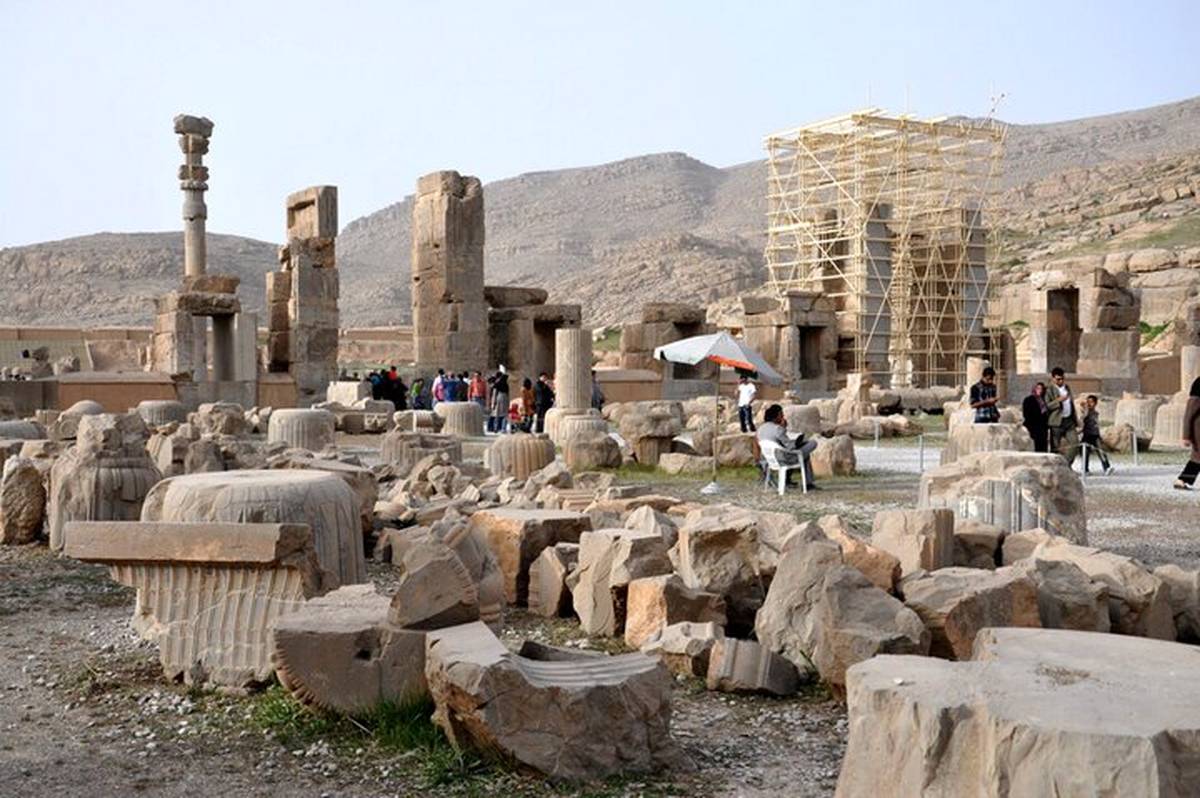 وزیر میراث فرهنگی و گردشگری: گزارشی نگران‌کننده درباره فرونشست بناهای تاریخی به دولت دادیم