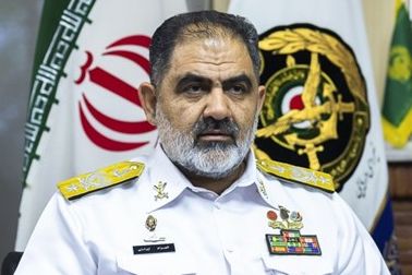 فرمانده نیروی دریایی ارتش: روی عرشه ناو ارتش نماز جماعت و افطار برگزار کردیم