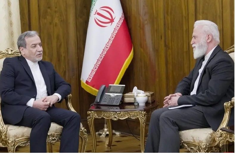 سعادت آقاجانی و عباس عراقچی