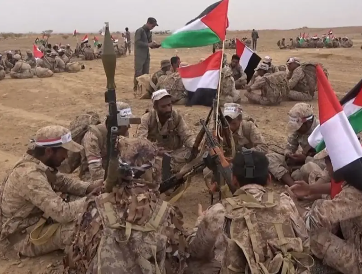 انتقاد أعضاء الكونغرس لأداء بايدن "الضعيف"مع استمرار مساعدة إيران لقواتها الوكيلة بالمنطقة