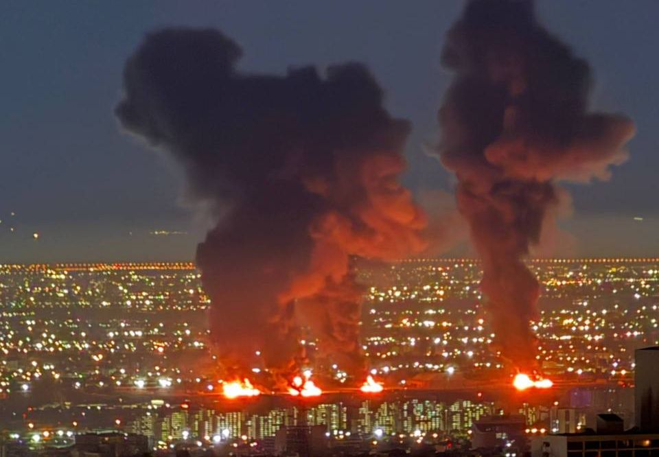 فشار بر زیرساختها تهران را به پذیرش آتشبس موقت سوق داد