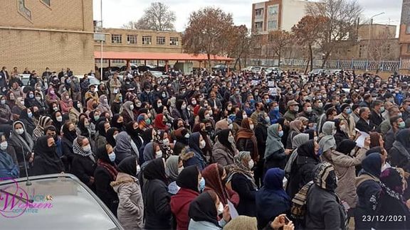 Teachers in Iran protesting for poor pay and repression on December 23, 2021