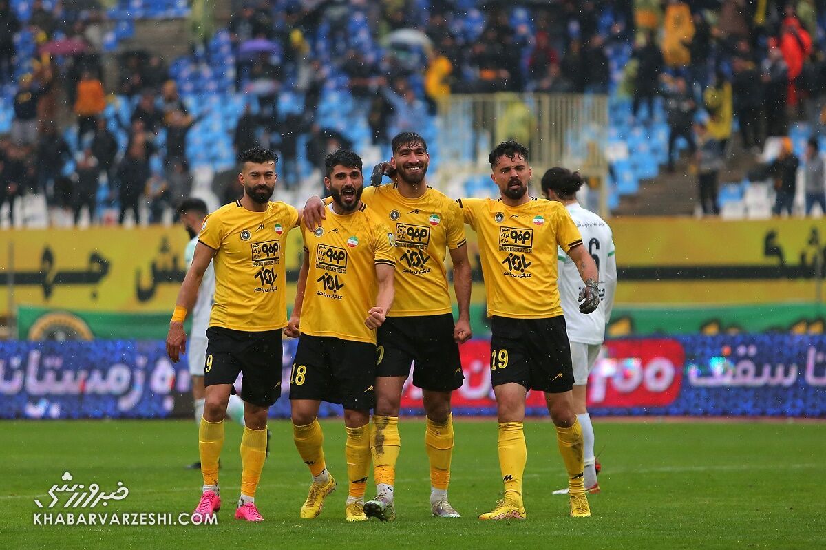 سپاهان هم بیانیه داد؛ ما و استقلال باید همزمان با پرسپولیس بازی کنیم