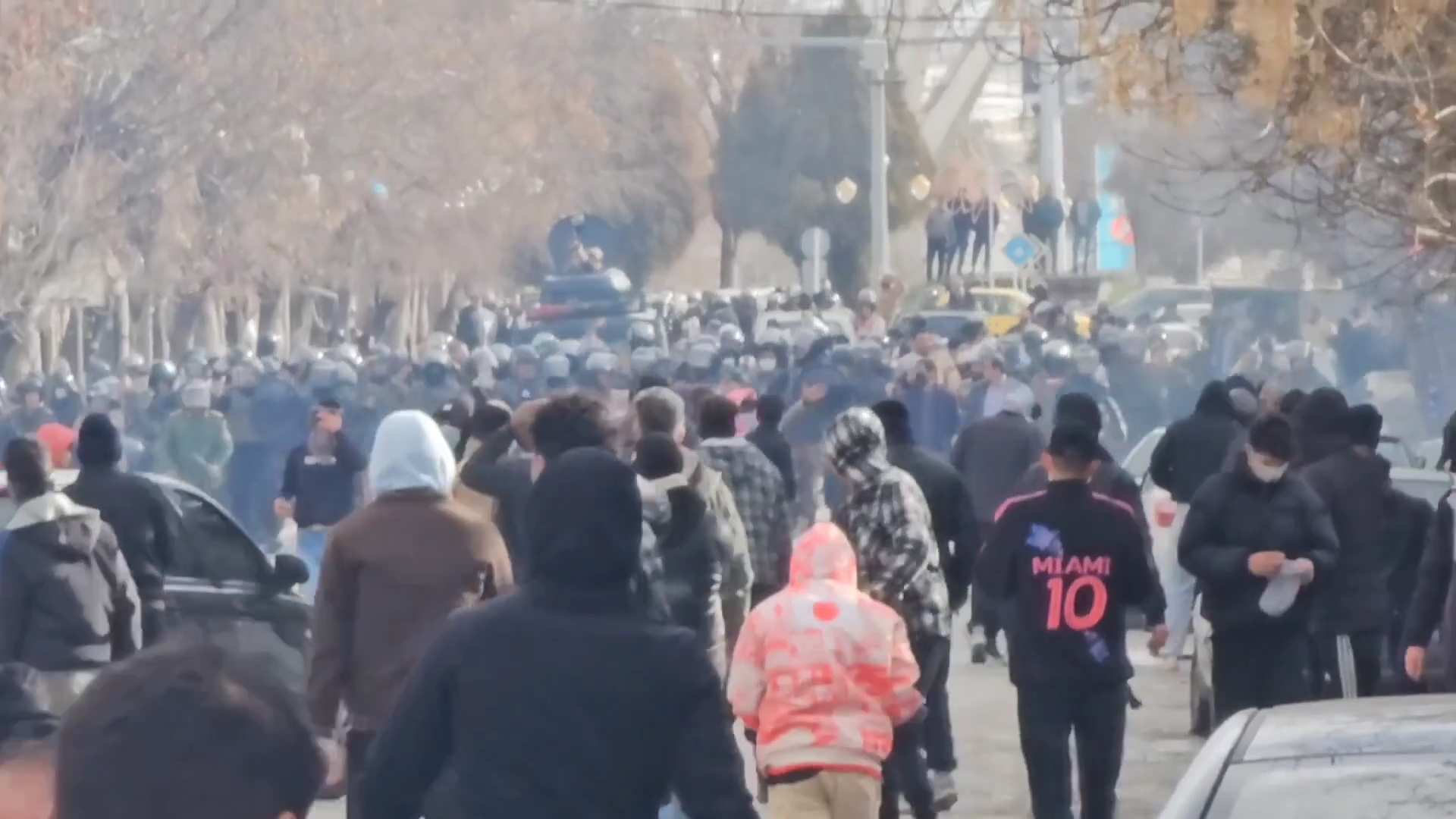 دعم ترامب للمحتجين يُشعل غضب مسؤولي النظام الإيراني.. وتهديدات ضد أميركا وإسرائيل