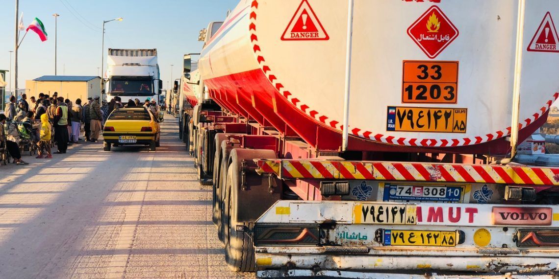 طالبان ۲۶ تانکر سوخت «بی‌کیفیت» را به ایران برگرداند