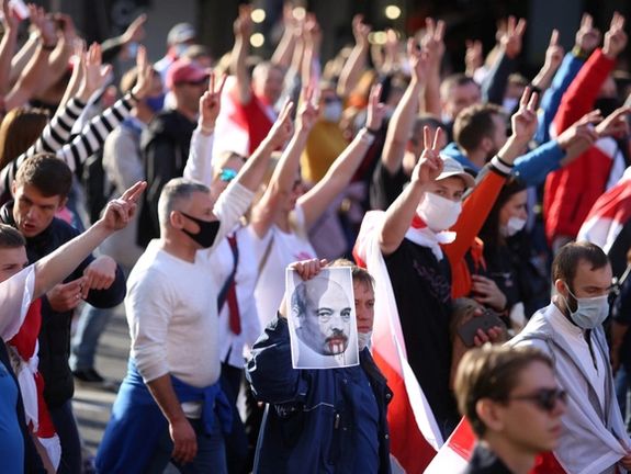 وسائل إعلام إيرانية: بيلاروسيا طلبت من إيران مراقبة انتخابات الرئاسة