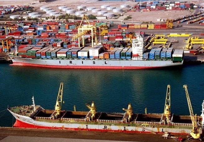 کشتی‌های چین در ایران پهلو نمی‌گیرند؛ مرکز پژوهش‌ها خواستار شفافیت چین درباره تحریم‌ها شد