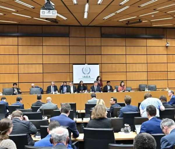 إيران تنتقد "مجلس المحافظين" وتطالب مجددًا بـ "ضمانات" وإغلاق تحقيق ملف المواقع المشبوهة