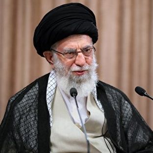 علی خامنهای: حالا که مردم خوزستان ناراحتیشان را بروز دادند نمیتوان گلهای از آنها کرد