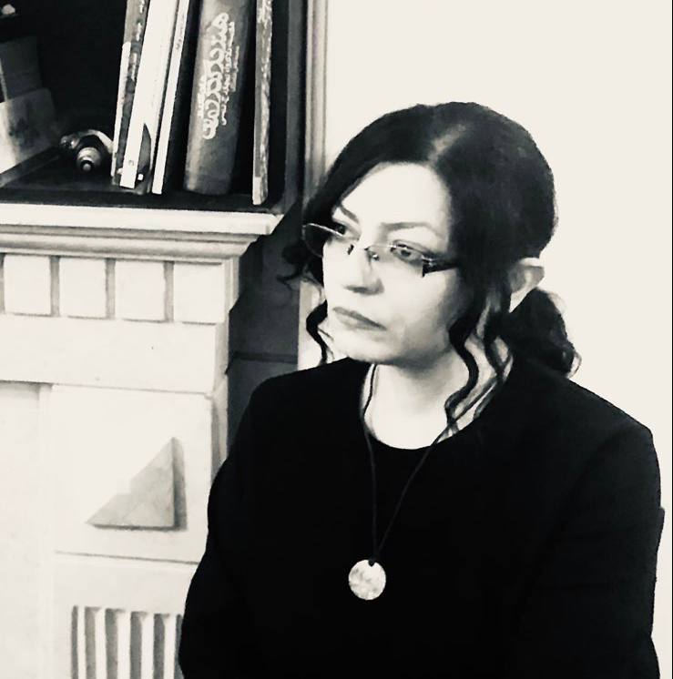 روایت مریم یحیوی از ابلاغ حکم اعدام پخشان عزیزی: زنان زندانی سرودهای انقلابی خواندند