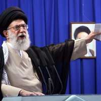 بررسی شیوهنامه سرکوب؛ الگوی دشمنسازی خامنهای در ۲۱۵ سخنرانی