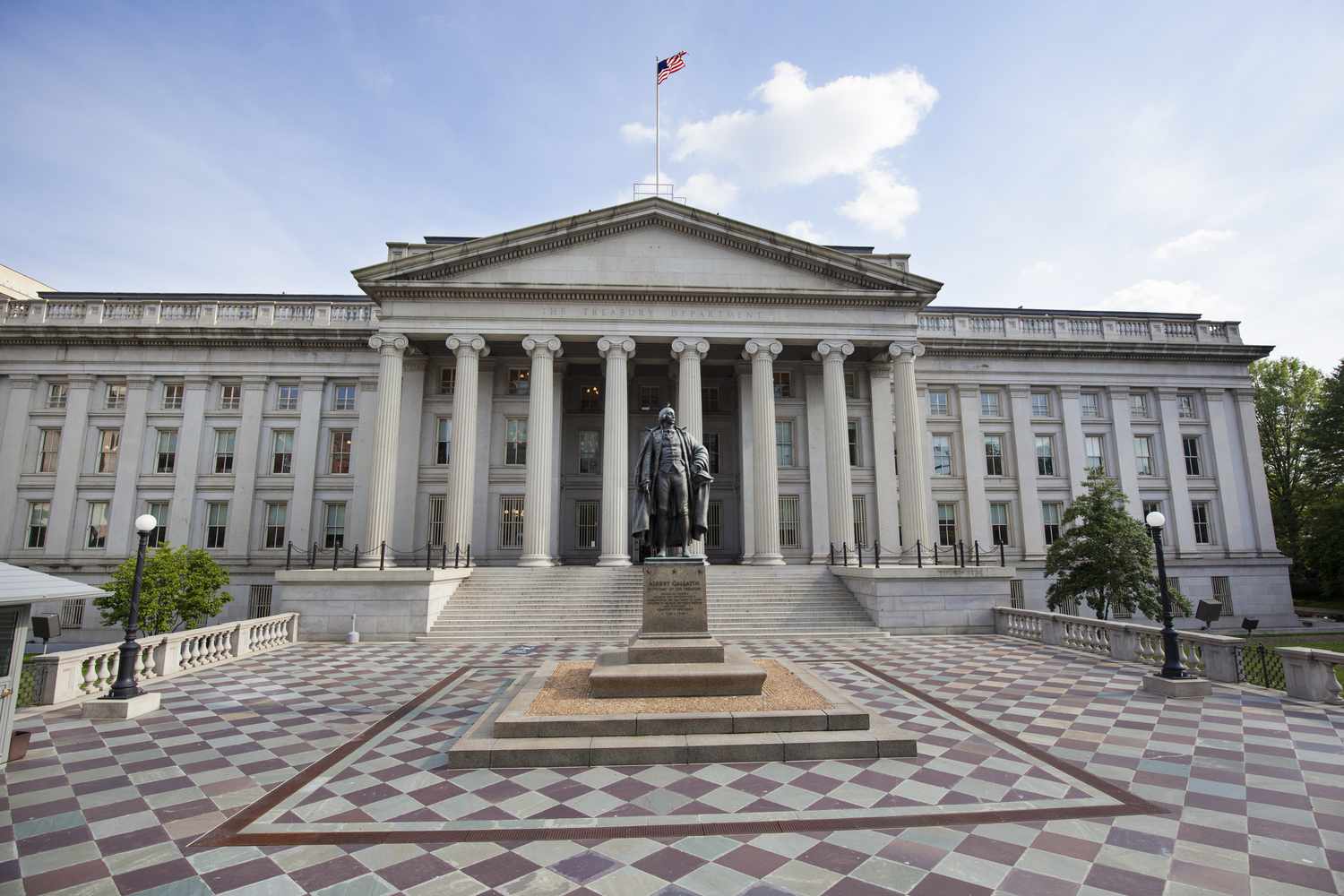 "الخزانة الأميركية" تفرض عقوبات جديدة ضد إيران