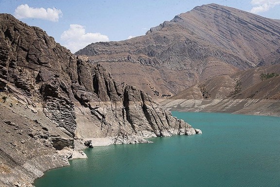 A view from Amir Kabir Dam near Tehran