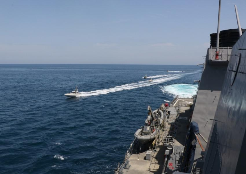 نفتکش «تالارا» با دخالت سپاه پاسداران در تنگه هرمز توقیف و به‌ سوی آب‌های ایران هدایت شد