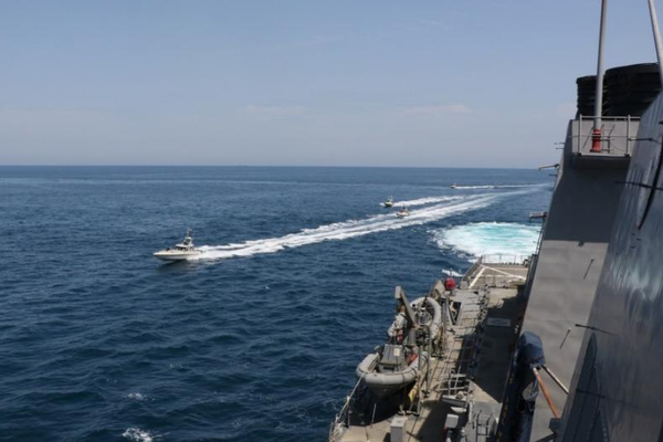 نفتکش «تالارا» با دخالت سپاه پاسداران در تنگه هرمز توقیف و به سوی آبهای ایران هدایت شد