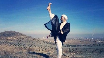 نماینده خامنهای در قم: ورزشکاران خود را تقویت کنند تا مقابل غربیها پیروز شوند