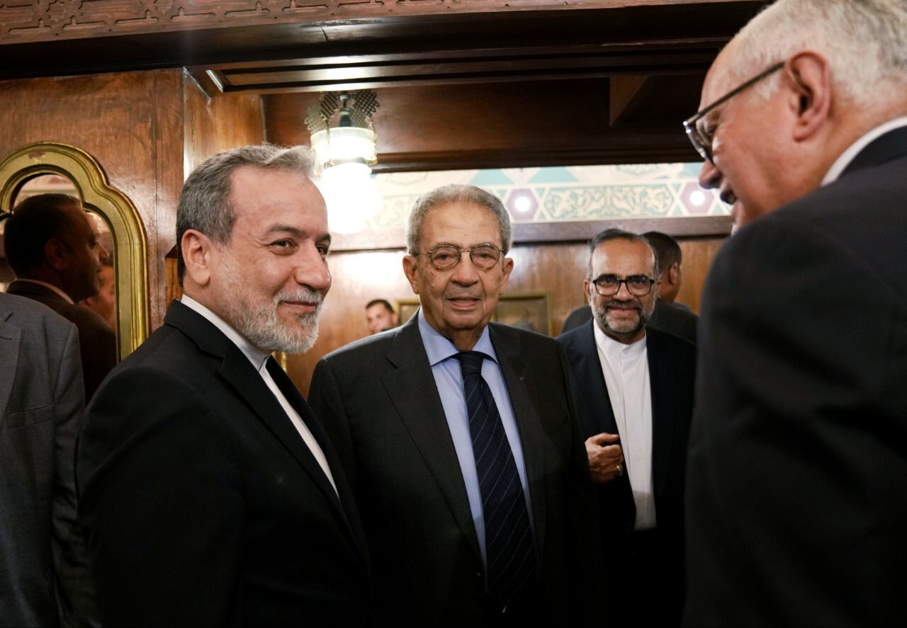 عباس عراقچی: ما کشور دینی هستیم و سلاح هسته‌ای حرام است