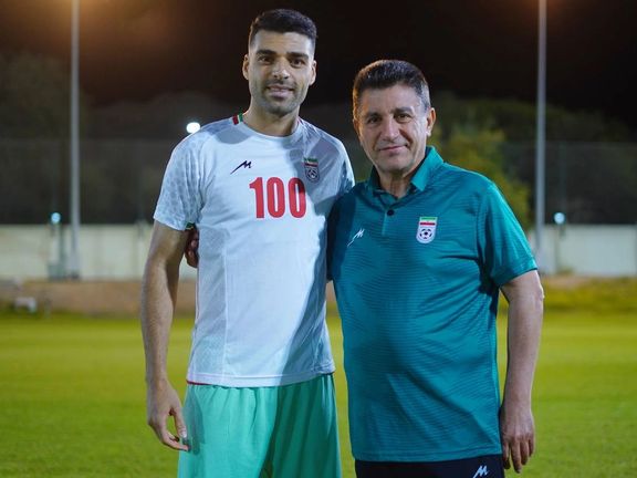 اعتراض شدید قلعهنویی به طارمی بابت واگذاری بدون هماهنگی پنالتی به میلاد محمدی